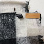 Steve Madden White Two-Tone Buffalo Check Blanket Scarf NWT Photo 1