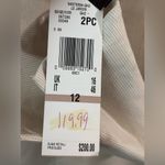 Le Suit NWT  2 piece Ivory pinstripe pant suit 99% cotton. Size 12. Summer Suit Photo 8