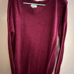 Old Navy Women's Berry Crew Neck Sweater Photo 0