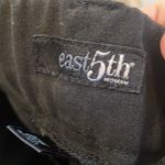 East 5th FINAL MARKDOWN  Bermuda shorts 22w Photo 4