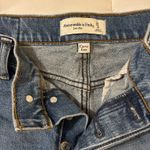 Abercrombie & Fitch Abercrombie Shorts Mid-Rise Photo 2