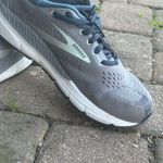 Brooks Addiction Charcoal and White Athletic Shoes 9.5 Photo 1