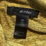 The Comfy Ali Miles medium women’s 3/4 sleeve mustard turtleneck in GUC Photo 1