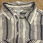 EXPRESS Cropped Button Up Photo 1