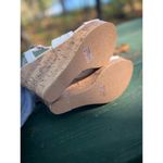 Jellypop  Hattie White Wedge Sandals Strappy Cork Wedge 5" heel Size 9 NWT Photo 5