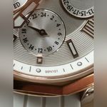 Bulova Ladies Chronograph Style Watch Silver Dial Rose Gold Case Date Dial Photo 6