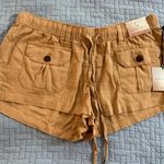 Tan Cargo Shorts with Elastic Waistband Size L Photo 0