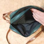 J.G. Hook Leather Brown Green Small Purse Bag Adjustable Purse Zipper Cross Body Photo 3