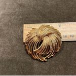 Monet Vintage Cordilia spray Gold tone Brooch textured waterfall 2” Eclectic Grandpa Photo 1