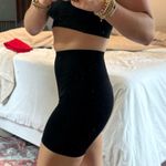 Amazon Aurola  Shorts Scrunch Photo 1