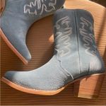 Corral Blue Suede Leathr Embroidered Western/Cowboy Pointed Toe Boots Size 7 NIB Photo 3