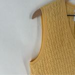 Liz Claiborne  Liz Golf Luxe Edition Merino Wool Knit Sweater Vest Butter‎ Yellow Photo 2