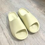 EGO NEW women’s  flat slider slides size 5 Photo 0