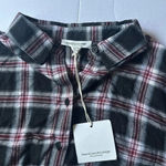 Beach Lunch Lounge Women’s Plaid Button Up Shirt size M Photo 2