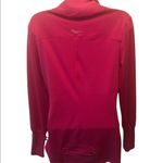 Saucony Funnel Neck Athletic Pullover Top M Cinched Hem Thumb-Holes Running Photo 3