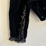 Vtg RoccoBarocco Women's 40 Ruffled Bolero Long Sleeve Black Gold Velvet Jacket Size M Photo 10