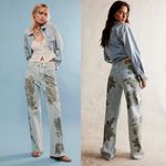 Free People NEW Tinsley Baggy Floral Printed Utility Jeans Daylight Combo Sz 25 Photo 1