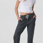 Vuori  Performance Jogger DreamKnit™ Joggers Women's Sz. XL Photo 0