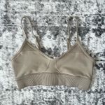 Alo Yoga  Alosoft Head Start Bra Photo 3