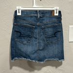 American Eagle  Hi-Rise Super Stretch Distressed Jean Skirt Size 2 Photo 3