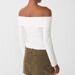 Stradivarius cream off the shoulder long sleeve top Photo 2