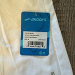 Brooks Running Skirt Shorts Skort Chaser White Navy Medium M Photo 4