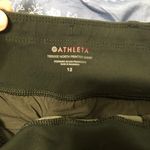 Athleta Trekke North floral shorts women’s size 12 athletic green vacation Photo 2