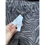 White House | Black Market mid rise, skinny crop animal print size 6 Photo 3