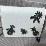 3 AM Forever white metal chain cross body fashion bags diamond stone bugs Photo 0