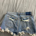 Abercrombie & Fitch Mom Short Mid Rise Photo 2