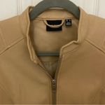 VERO MODA Love Faux Leather/Coated Zip Up Short Jacket in Cognac Photo 2