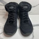 Skechers Women's Black Suede Faux Fur Comfort On the Go Winter Chill Boots Sz 9 Photo 1