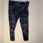 Adidas women’s climalite 7/8 midrise leggings - patterned Photo 5