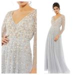 Mac Duggal NWT  9131 Long Sleeve Formal Evening Gown Size 8. $798 H Photo 2