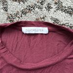Daydreamer  Queen Short Sleeve Band Tee Maroon Small Photo 2