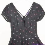 Unique Vintage  Gwynnie Bee black floral‎ print fit and flare midi dress, M Photo 4