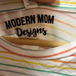 White rainbow stripe modern mom designs mama short sleeve tee size XL Photo 1