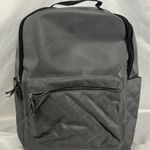 DSW NWT  Quilted Backpack Black Grey Zip Adjustable Women’s Photo 5
