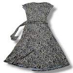 BCBG Maxazria Dress XS Women's Dress Faux Wrap Dress Stretch A-Line Wrap Dress Slit Sleeves  Photo 4