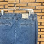Charter Club  Classic Fit Denim Crops Size 10 Photo 5