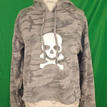 SoulCycle  Soul‎ Cycle Womens Gray Camo Skull Crossbones Cropped Hoodie Medium Photo 0