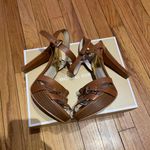 Michael Kors Grace Buckle Brown Leather Platform Heels Sandals Women Size 8 Coastal Neutral Photo 4