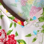 Pioneer Woman XXL Red Roses Floral V Photo 1