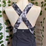 Lululemon Women’s top size 6 marble and grey Photo 3