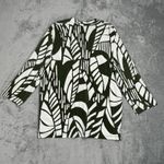 Chico's Sweater Womens Large White Green Geometric Slinky Jersey Knit Lagenlook Photo 2