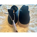 Aerosoles  Fashion Hidden Wedge Black Sneaker size 8 NWT Photo 3