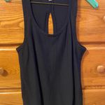 Jessica Simpson Workout Top Photo 0