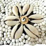 Vintage Bohemian Beachy Shell Bracelet Mermaid Summer Beaded Island Resort White Photo 2