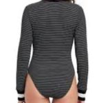 La Ligne Striped Black and White V Photo 1