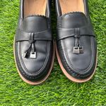 Clarks Westlynn Bella
Black Leather Women's Loafers Size 6 Photo 3